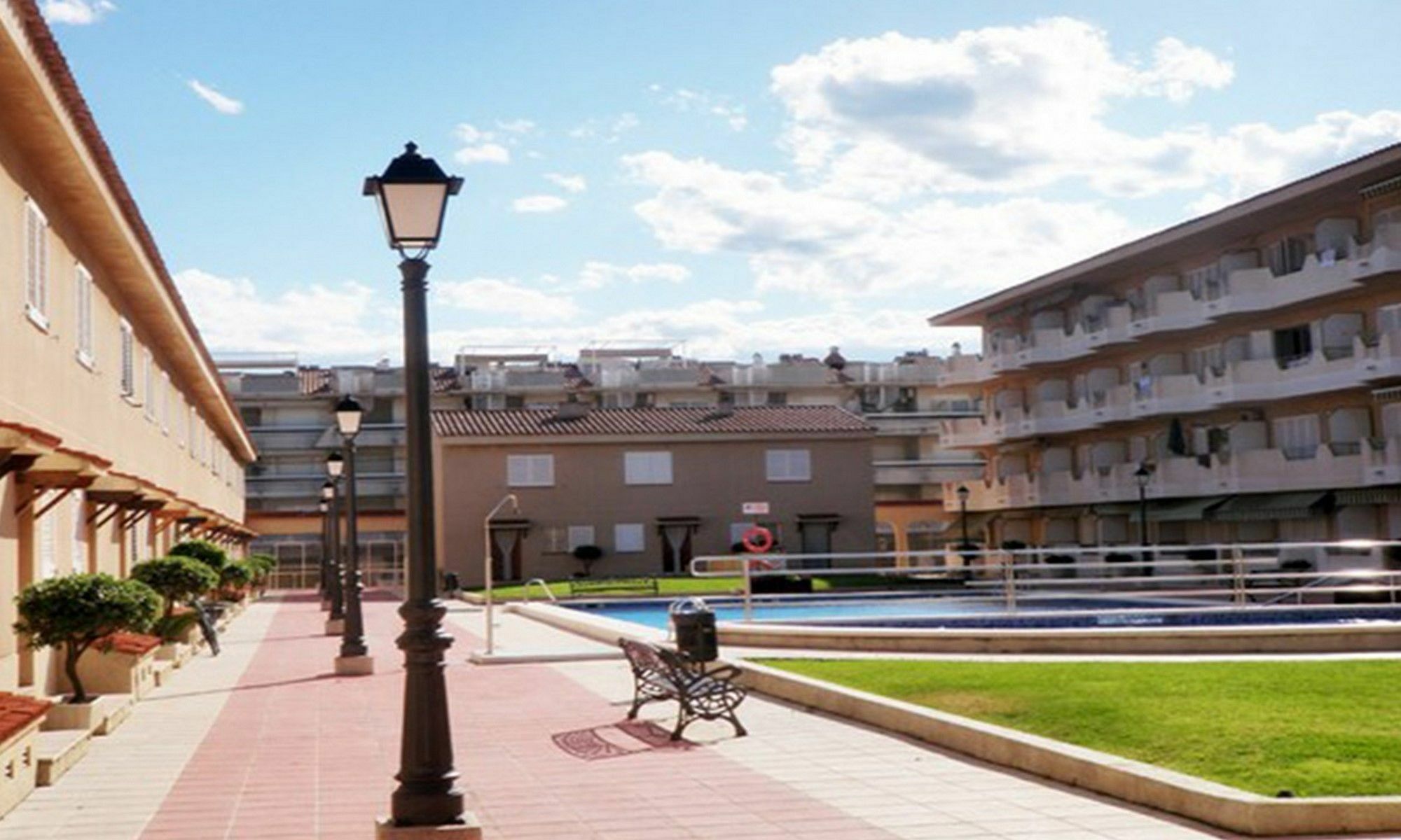 Apartsalou Cambrils Jupiter Exterior photo